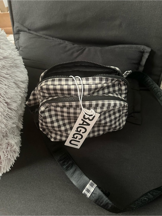 BAGGU Handbags - BAGGU Fanny Pack